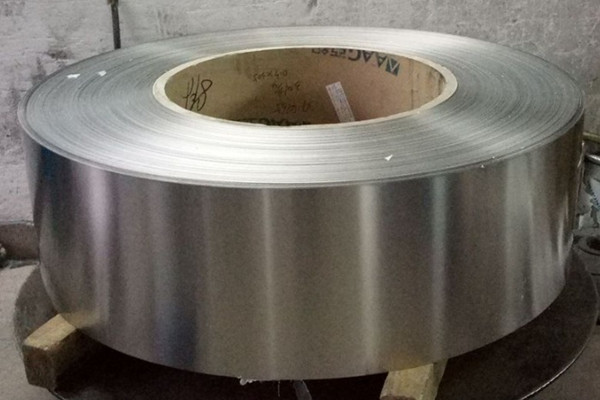 2025年精密不銹鋼帶行業(yè)迎來(lái)黃金發(fā)展期，技術(shù)創(chuàng)新與產(chǎn)能擴(kuò)張并進(jìn)