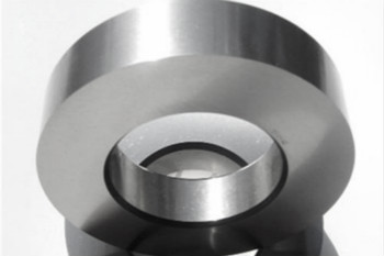 不銹鋼帶和不銹鋼板哪個(gè)貴？