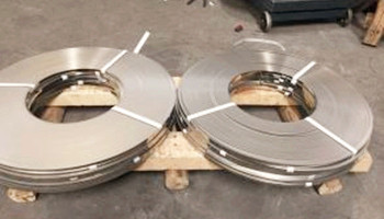 怎么避免316L不銹鋼帶表面的刮痕？